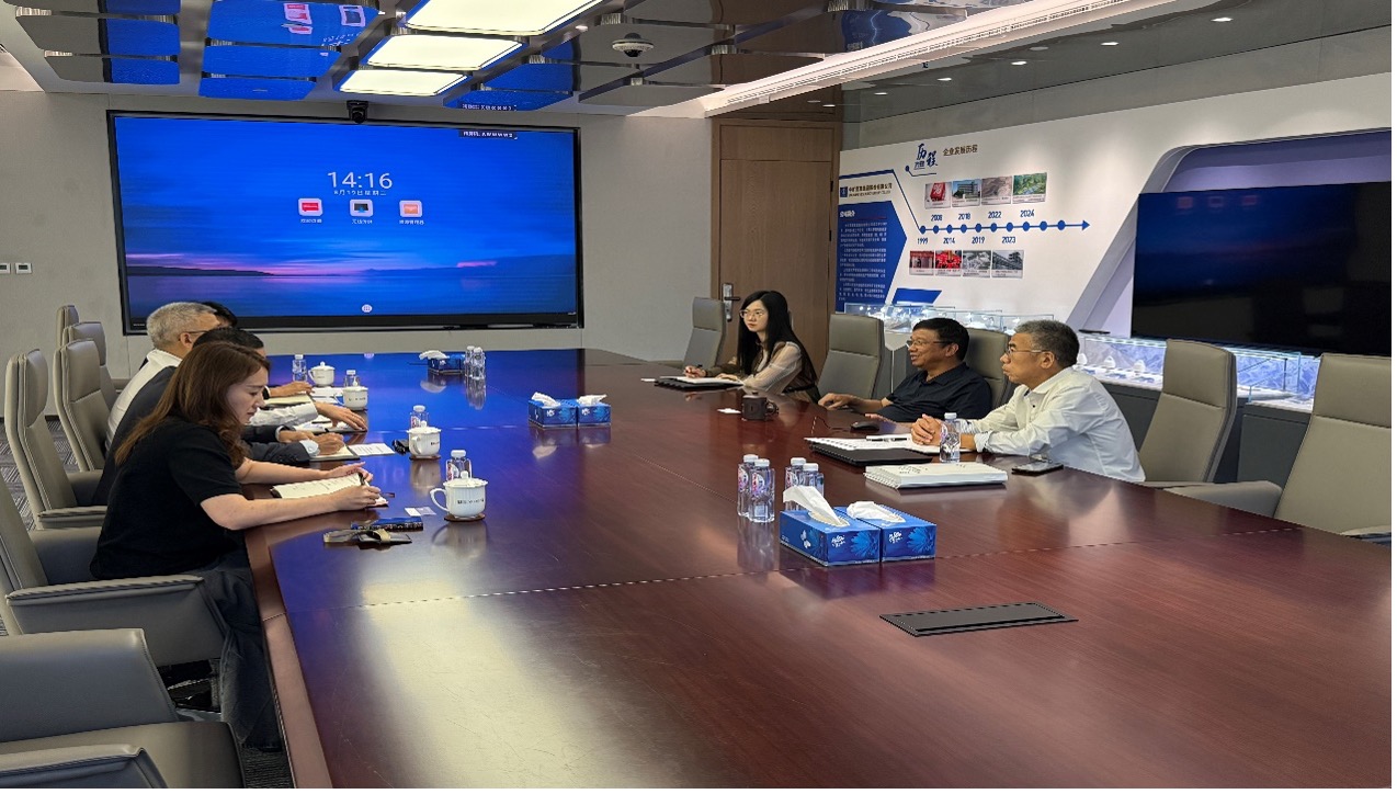 中非发展基金副总裁余焯锐一行到访tyc太阳资源总部